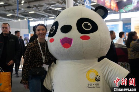 2024年柏林国际旅游交易会开幕 中国展团时隔四年集体亮相(图2) 2024年柏林国际旅游交易会开幕 中国展团时隔四年集体亮相(图2)