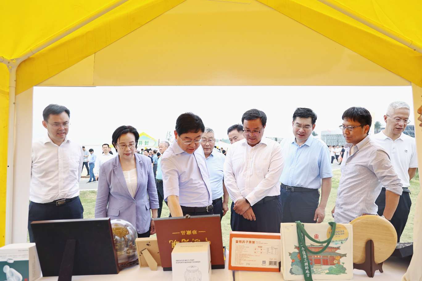 推出门票减免等惠游措施 2024“中国旅游日”河南主会场信阳启动(图3)
