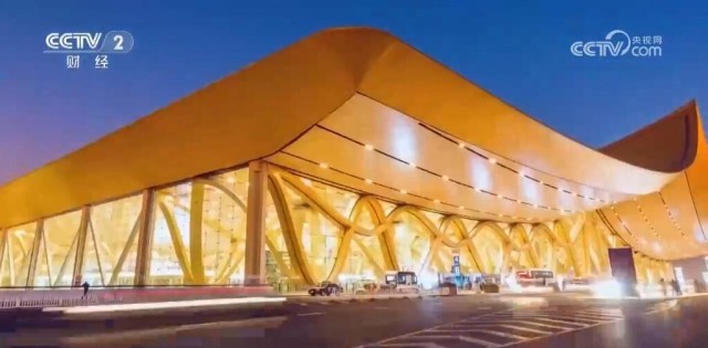 各地文旅热点不断 大数据见证中国旅游发展步入“快车道”(图2) 各地文旅热点不断 大数据见证中国旅游发展步入“快车道”(图2)