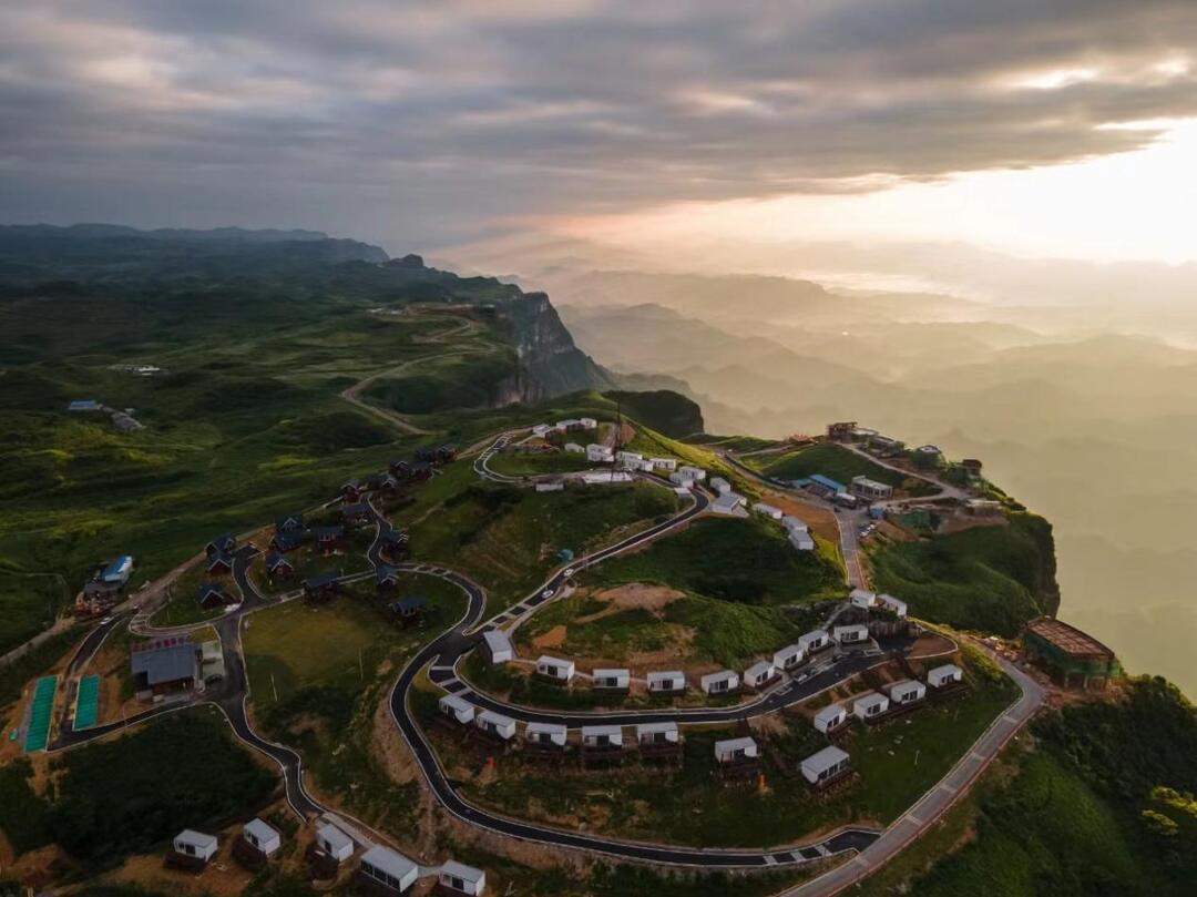 免费游四景区 长沙人去龙山旅游、投资有巨惠(图4) 免费游四景区 长沙人去龙山旅游、投资有巨惠(图4)