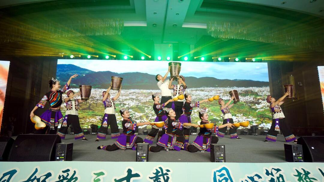 免费游四景区 长沙人去龙山旅游、投资有巨惠(图6) 免费游四景区 长沙人去龙山旅游、投资有巨惠(图6)