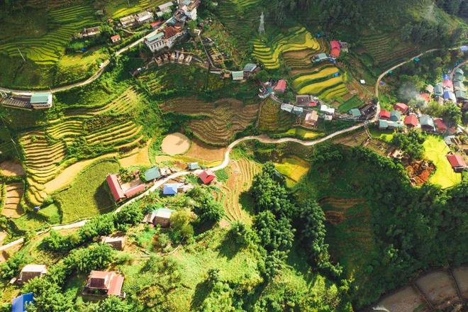 越南3个地方跻身2024年最美丽旅游目的地之列(图3) 越南3个地方跻身2024年最美丽旅游目的地之列(图3)