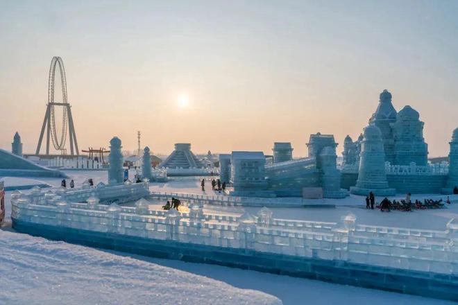 花费超6000亿元春节旅游市场“热辣滚烫”2024年还有哪些值得关注的文旅新趋势?(图2) 花费超6000亿元春节旅游市场“热辣滚烫”2024年还有哪些值得关注的文旅新趋势?(图2)