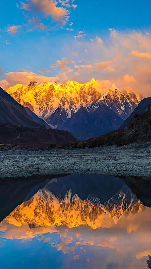 西藏旅游景点有哪些好玩的地方?西藏旅游必去十大景点推荐(图5) 西藏旅游景点有哪些好玩的地方?西藏旅游必去十大景点推荐(图5)